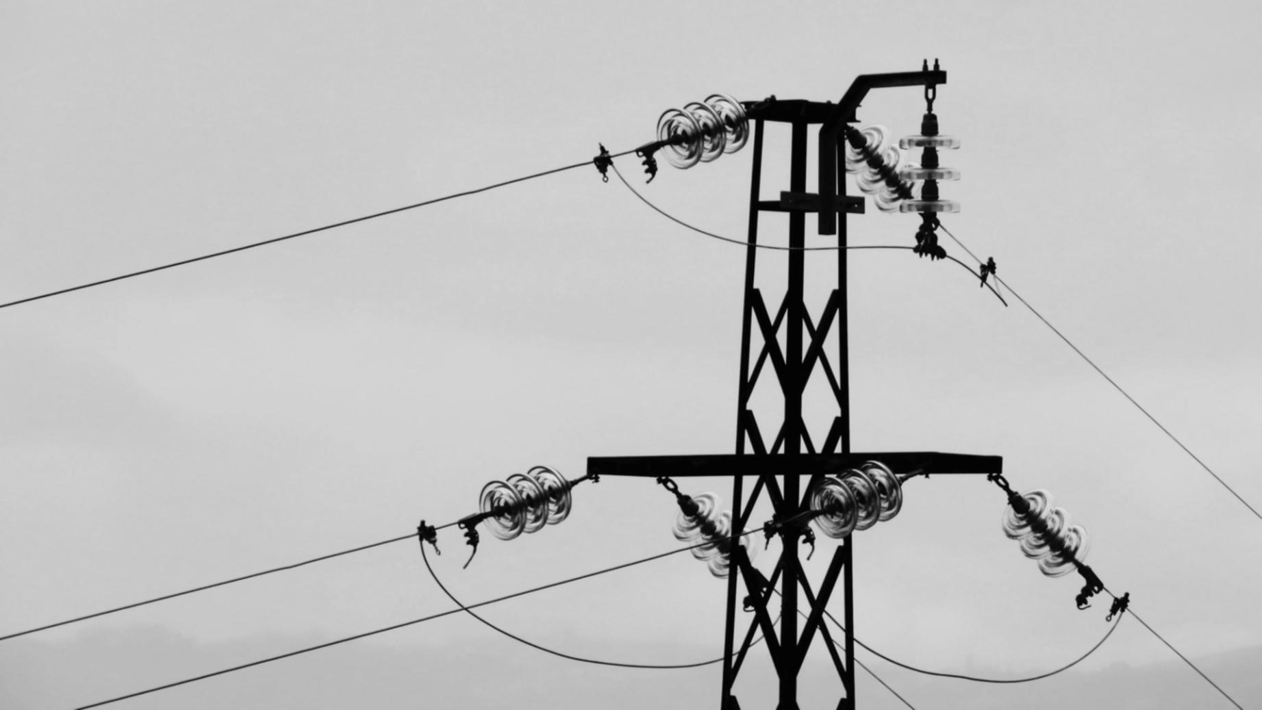 Équipements modernes de production énergétique illustrant les technologies du futur